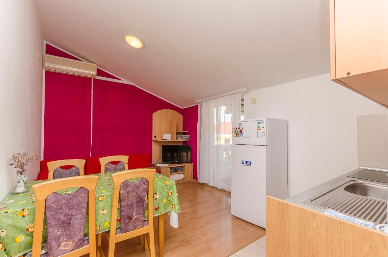 Apartments Mira I Vodice Exterior photo