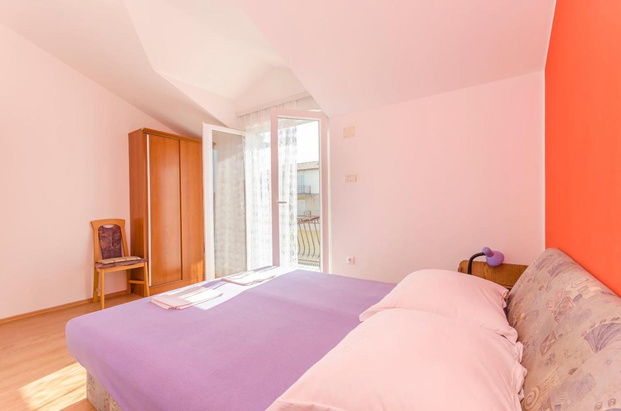 Apartments Mira I Vodice Exterior photo