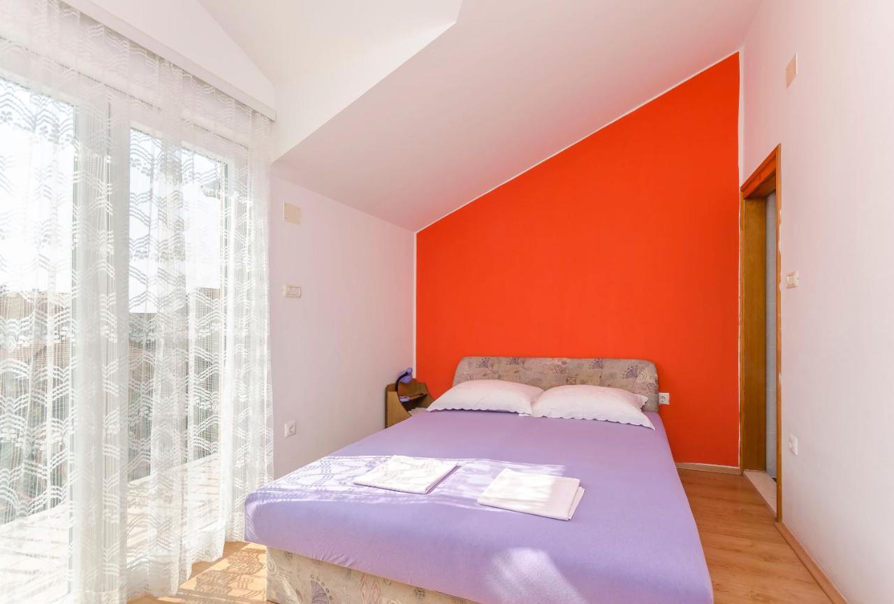 Apartments Mira I Vodice Exterior photo